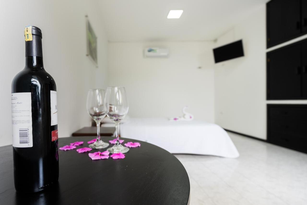 פורטו איורה Hotel Pelican Bay מראה חיצוני תמונה